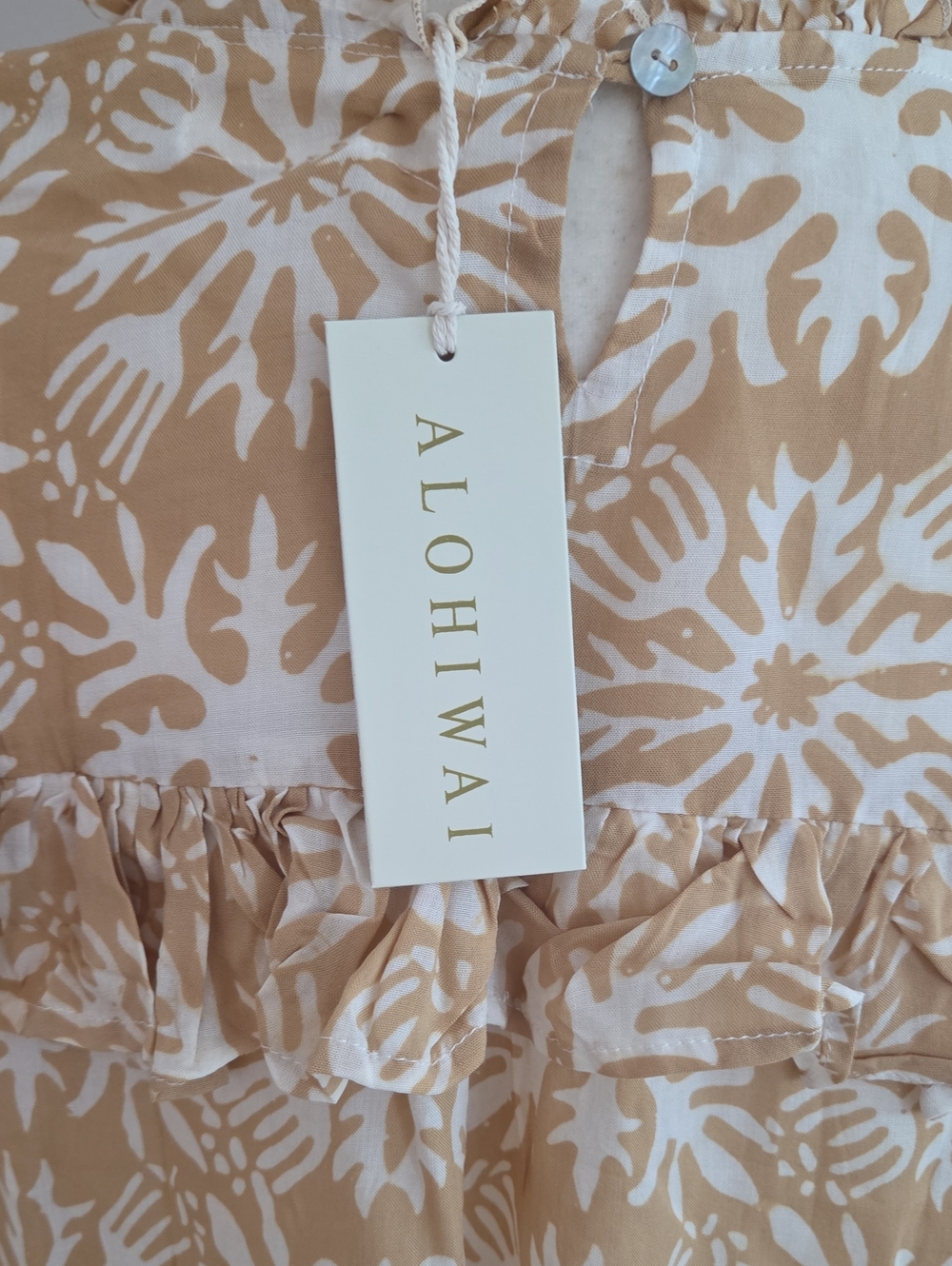 Alohiwai Regal Top In Vintage Aloha - Picture 4 of 6